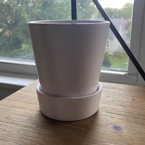 Medium Size White Planter